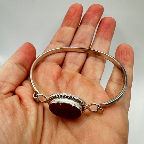 Sterling silver and red jasper hinge bracelet! - Picture 2 of 10